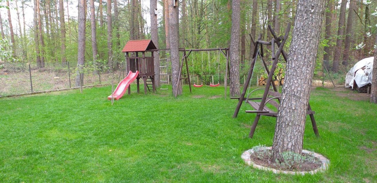 Villa Dom Na Skraju Lasu Wilkasy Exterior foto
